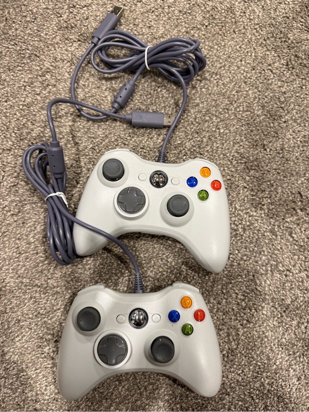Wired White aftermarket Xbox 360 controllers